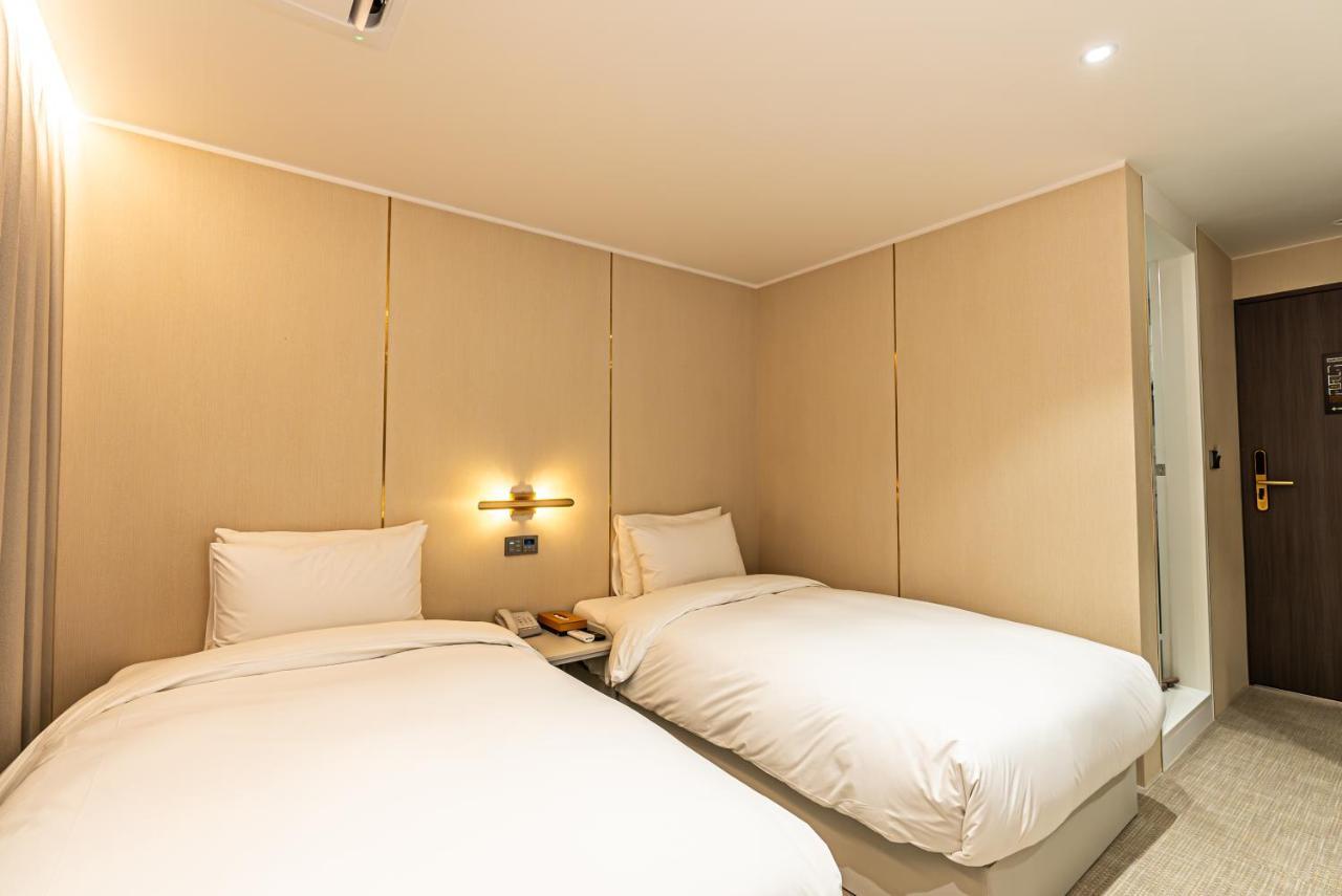 Hotel The Grang סאוגוויפו מראה חיצוני תמונה