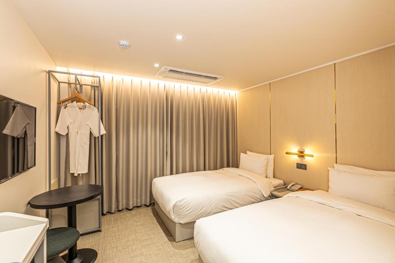 Hotel The Grang סאוגוויפו מראה חיצוני תמונה