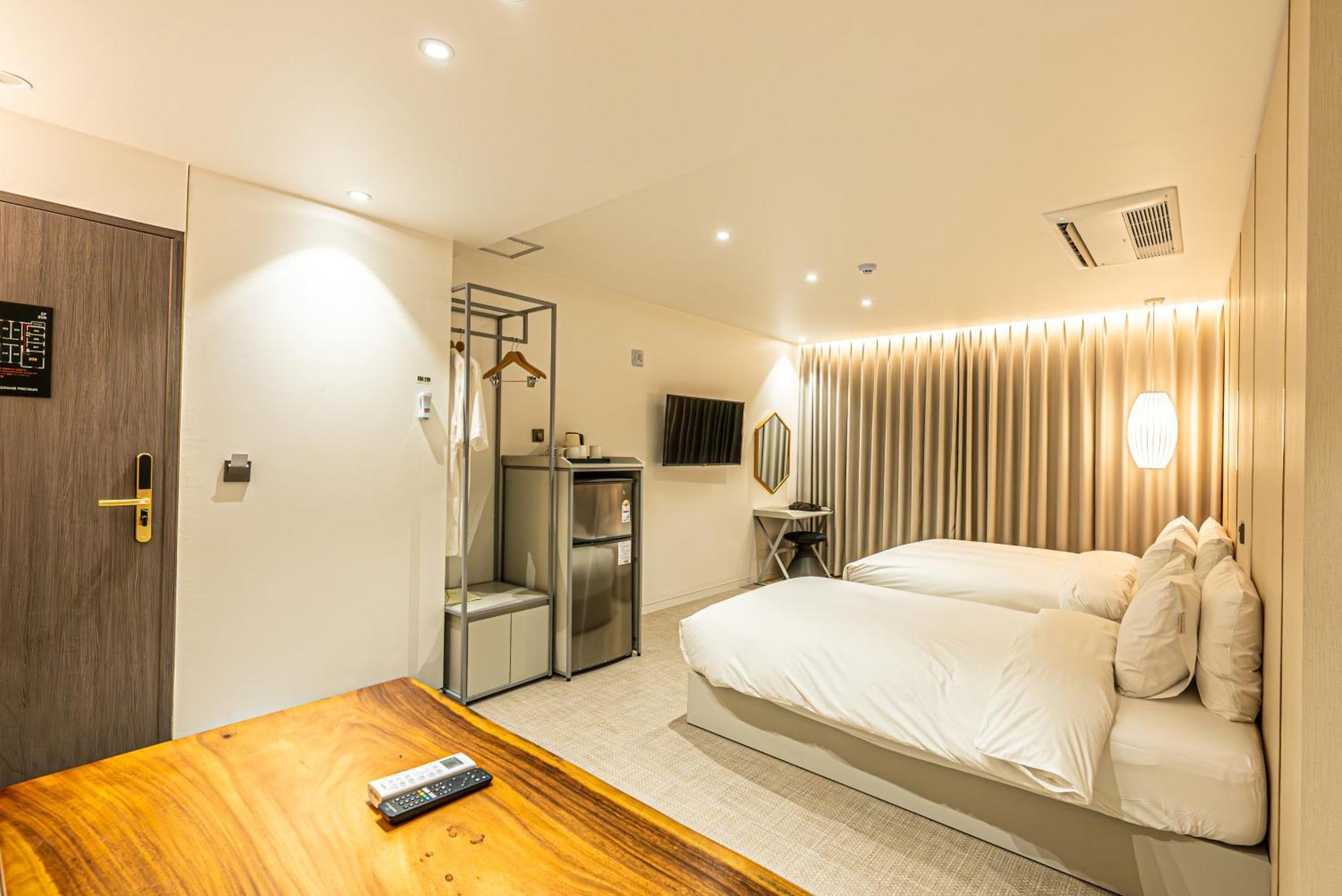 Hotel The Grang סאוגוויפו מראה חיצוני תמונה